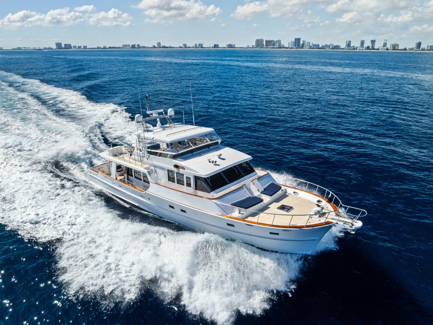 2005 Grand Banks 72 Aleutian RP - Image 10