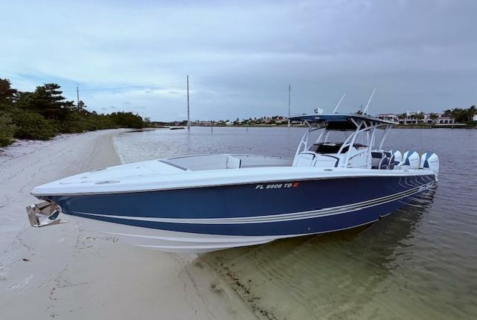 2022 Nor-Tech 390 Sport Center Console - Image 22