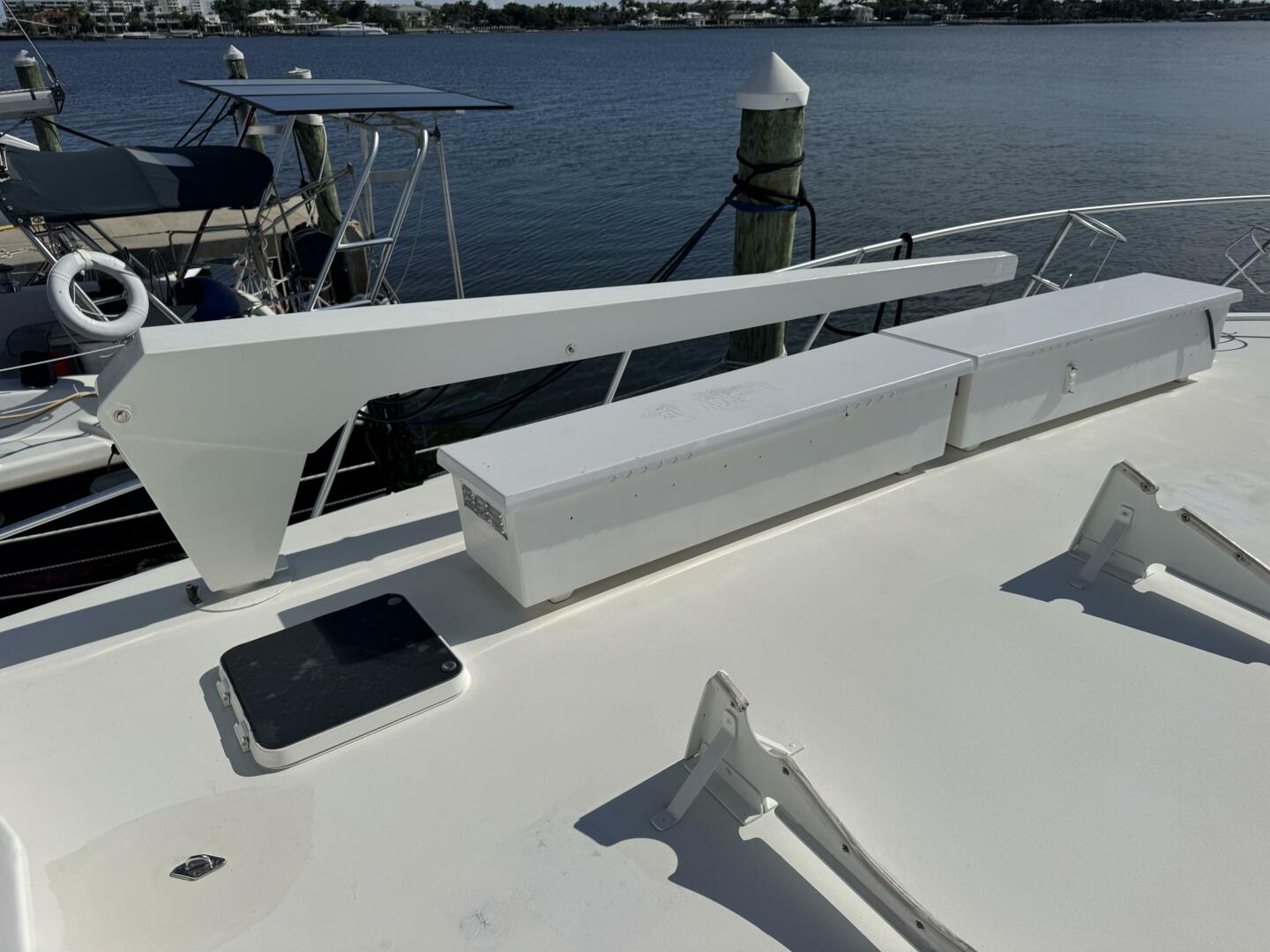 1995 Viking 58 Convertible - Image 83
