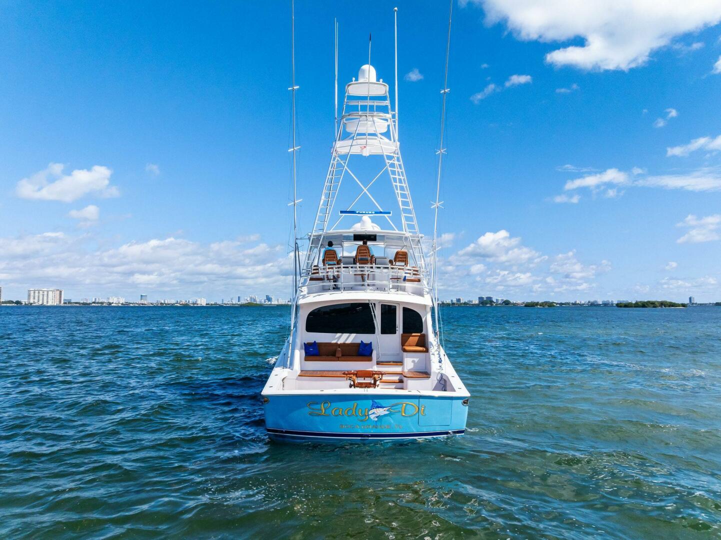 2012 Viking 82 Convertible - Image 119