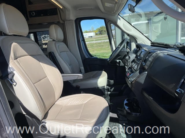2019 Winnebago Travato 59G - Image 10