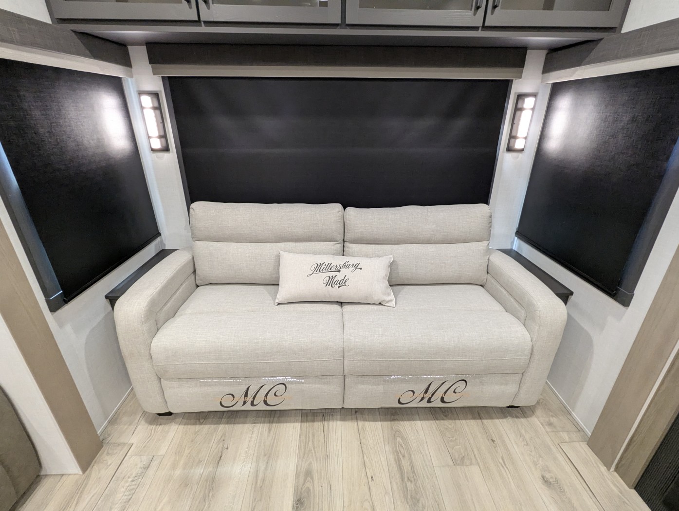 2026 Forest River Rockwood Signature R361RLS - Image 28