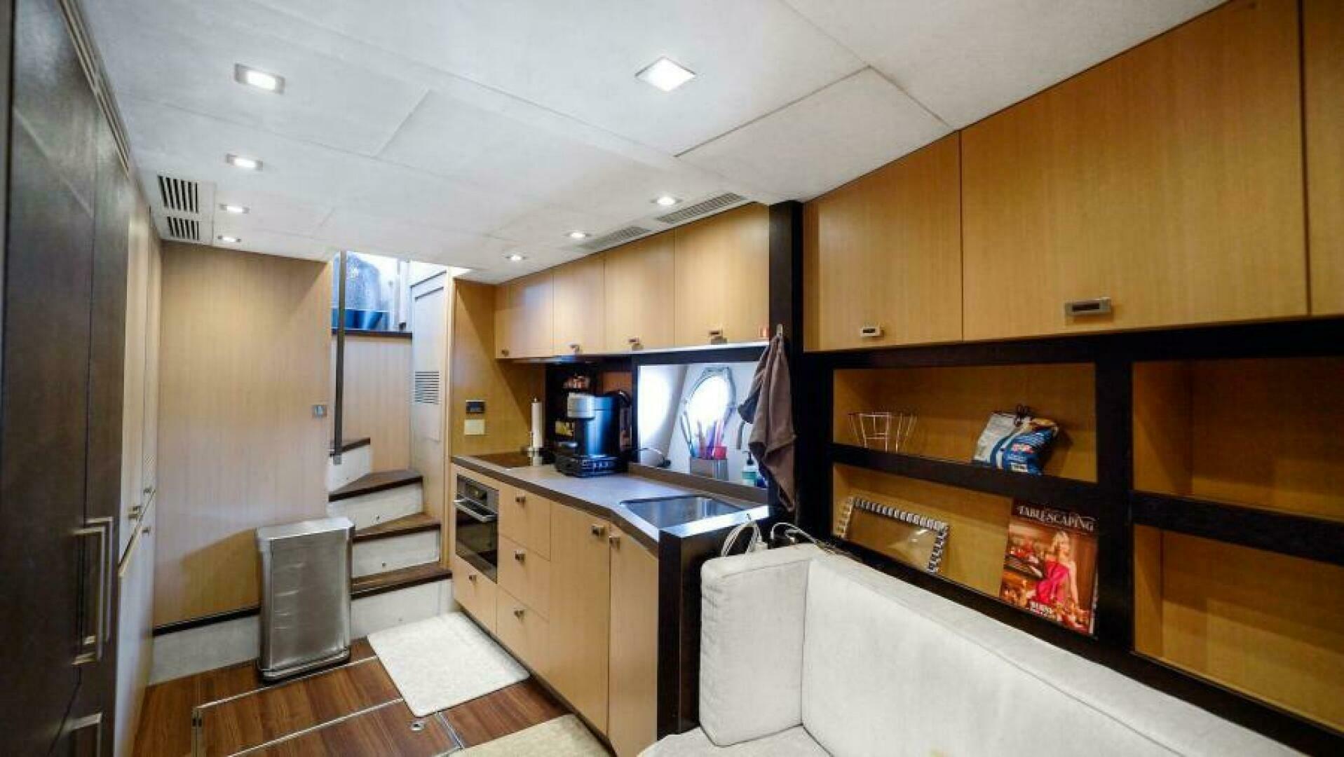2015 Monte Carlo Yachts MCY86 - Image 56