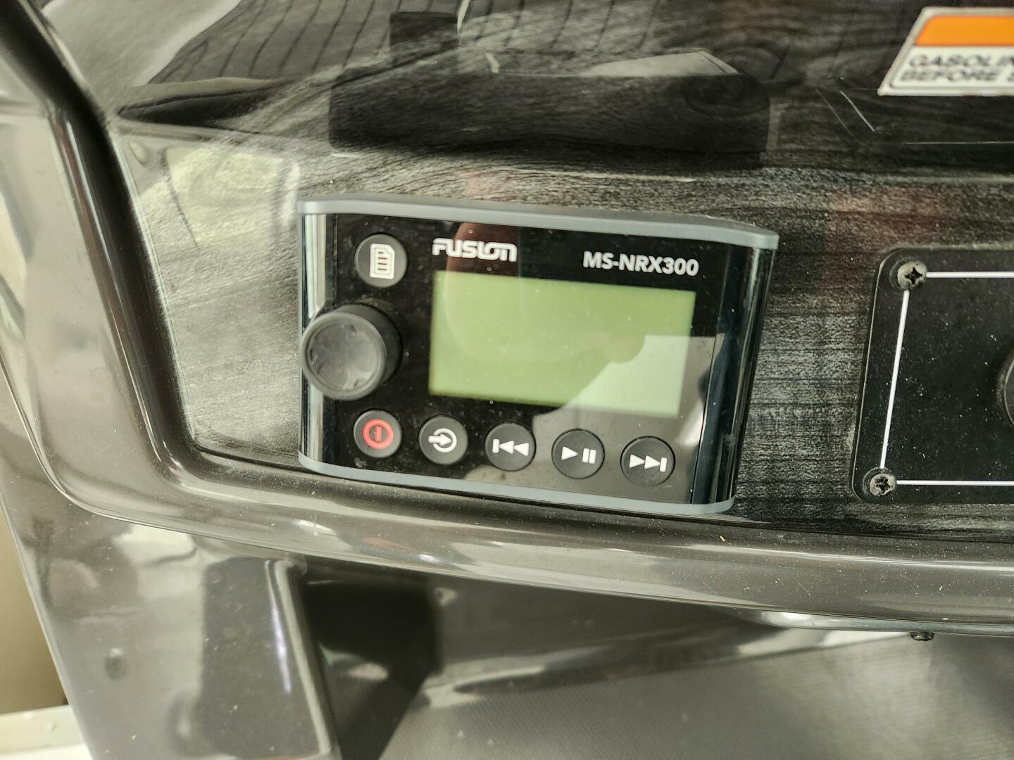 2017 Monterey 335S - Image 18