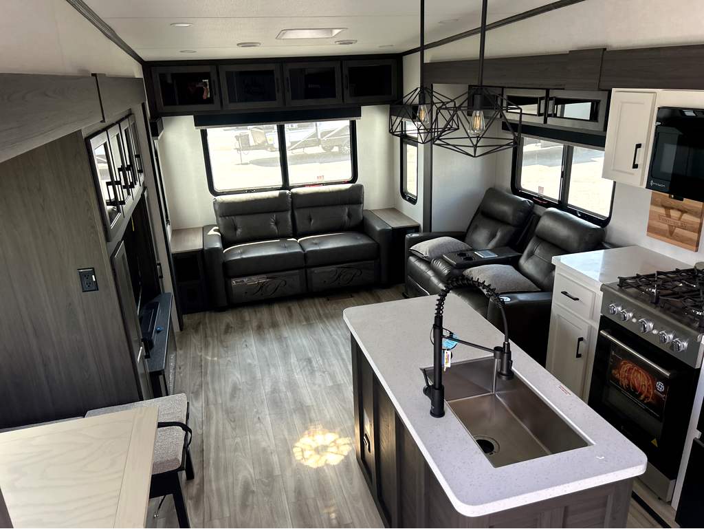 2026 VENTURE RV SPORTTREK 353VIK - Image 20