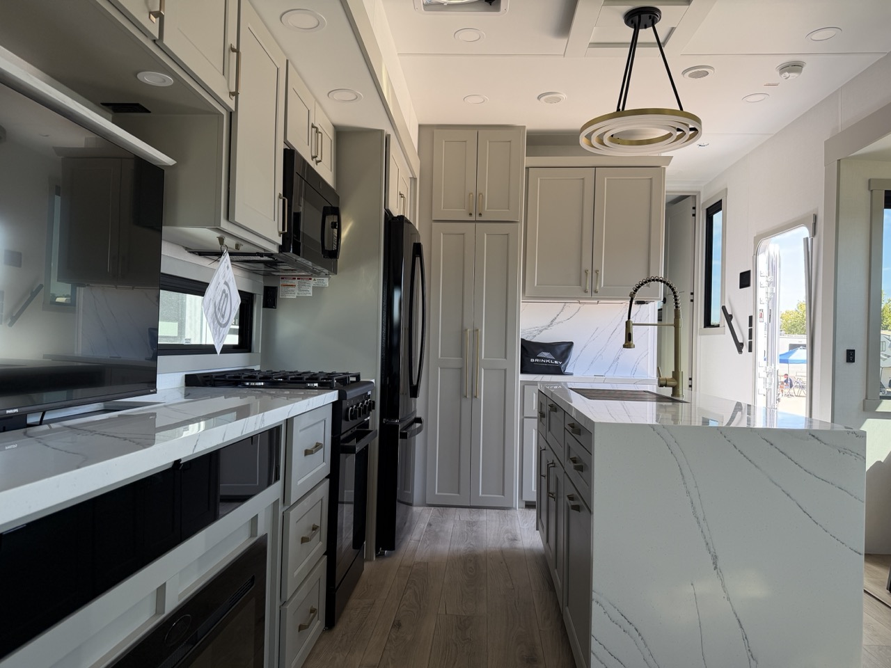 2026 Brinkley RV Model G 4100 - Image 17