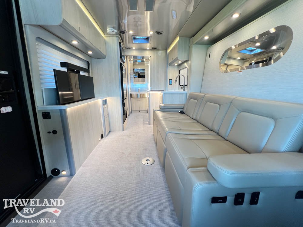 2025 AIRSTREAM ATLAS MURPHY SUITE E1 - Image 18