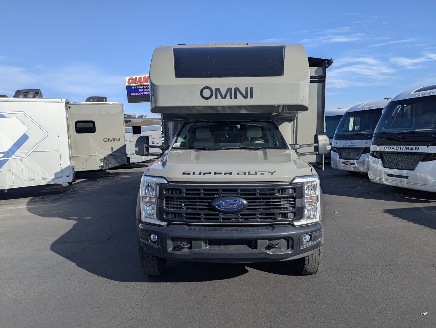 2027 Thor Motor Coach Omni Explorer X32 - Image 3