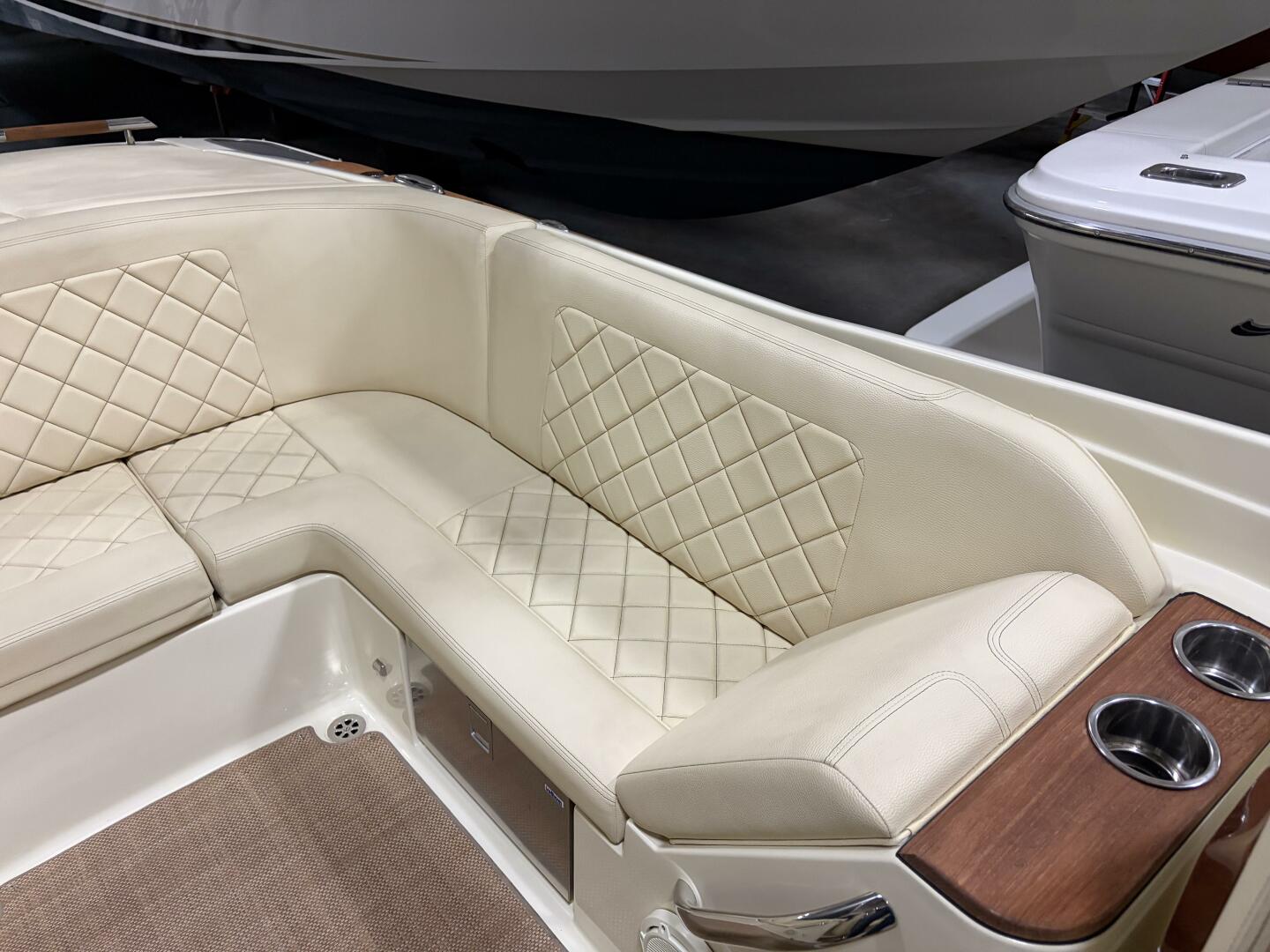 2020 Chris-Craft - Image 30