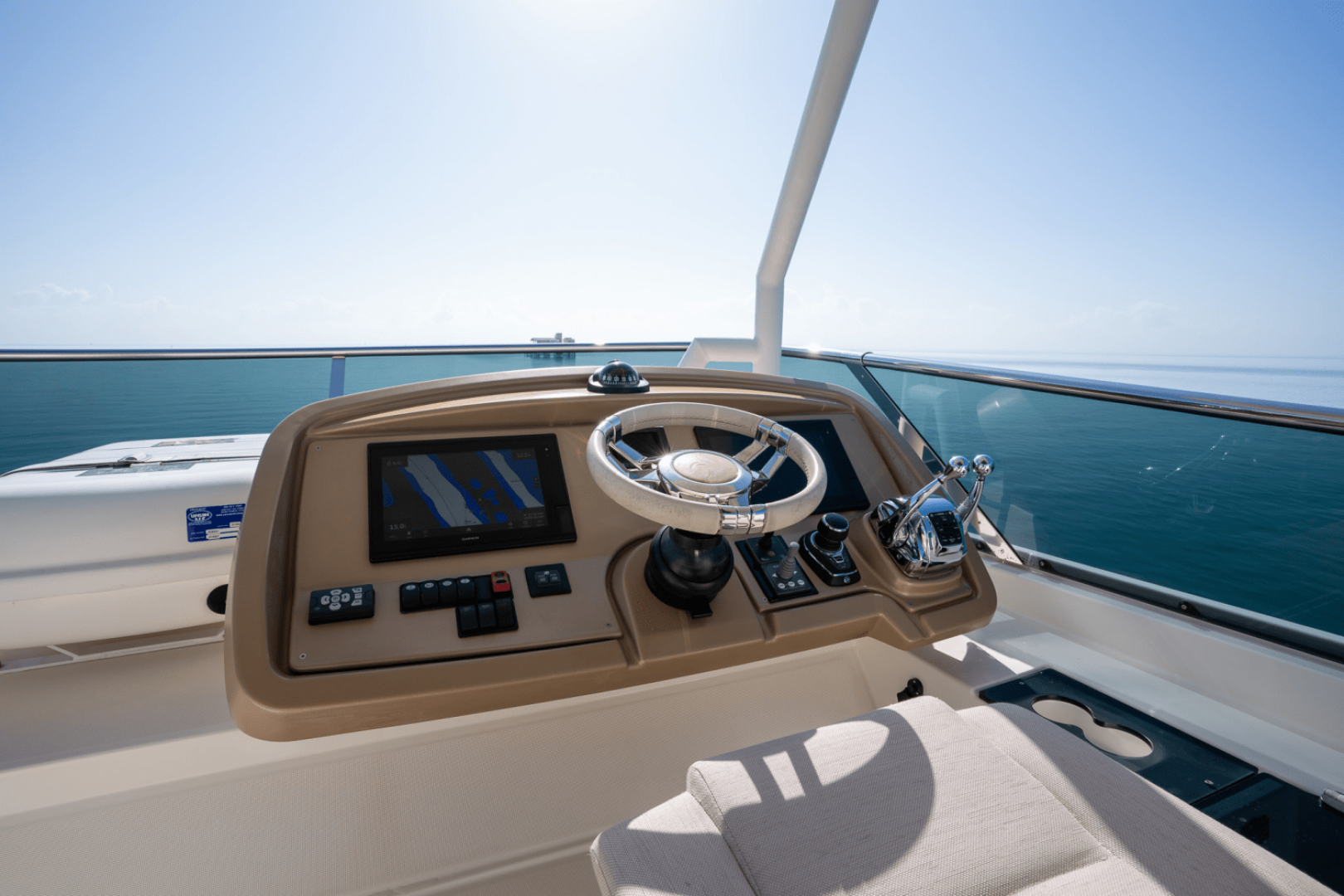 2019 Monte Carlo Yachts MC6 - Image 19