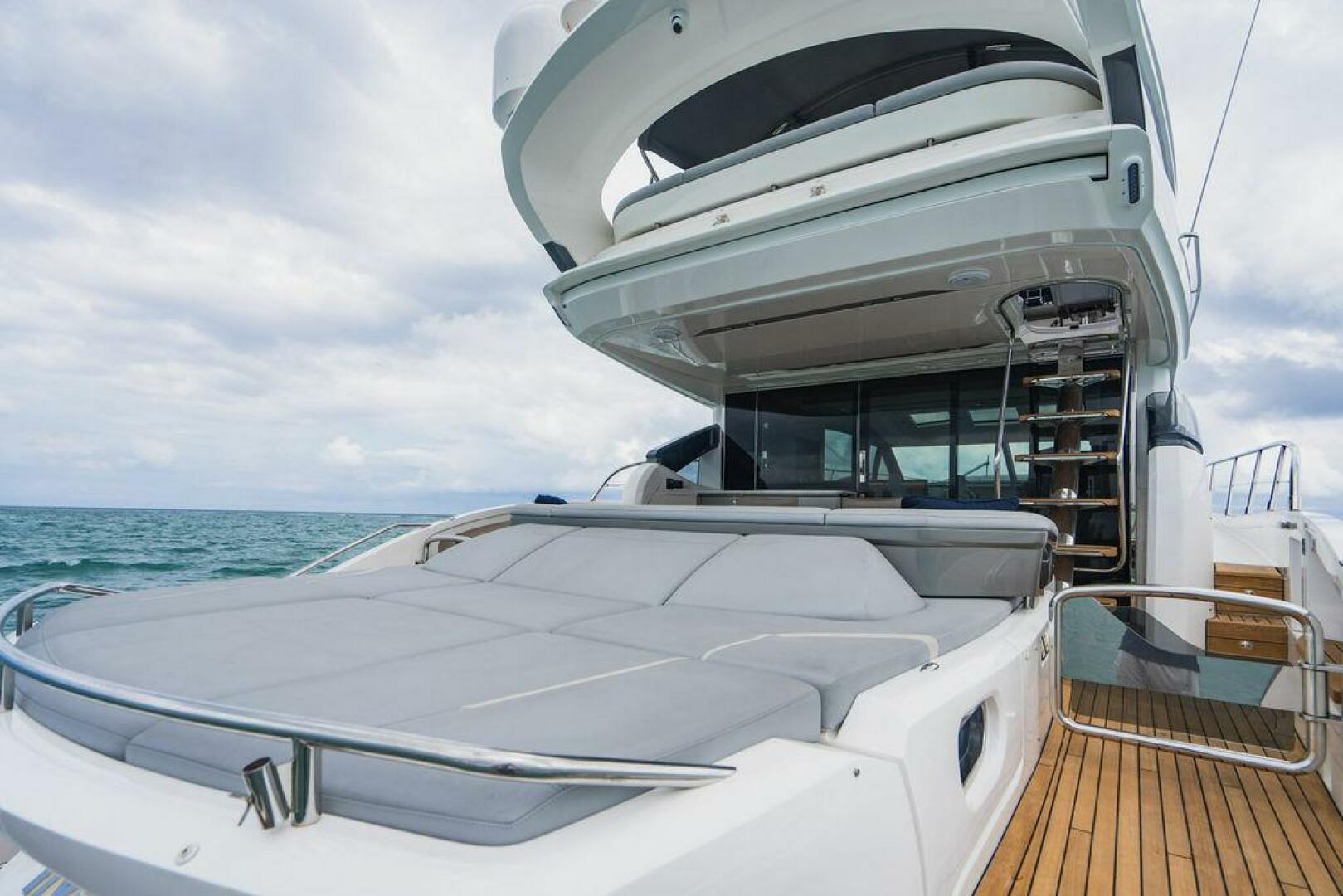 2022 Princess S66 - Image 22