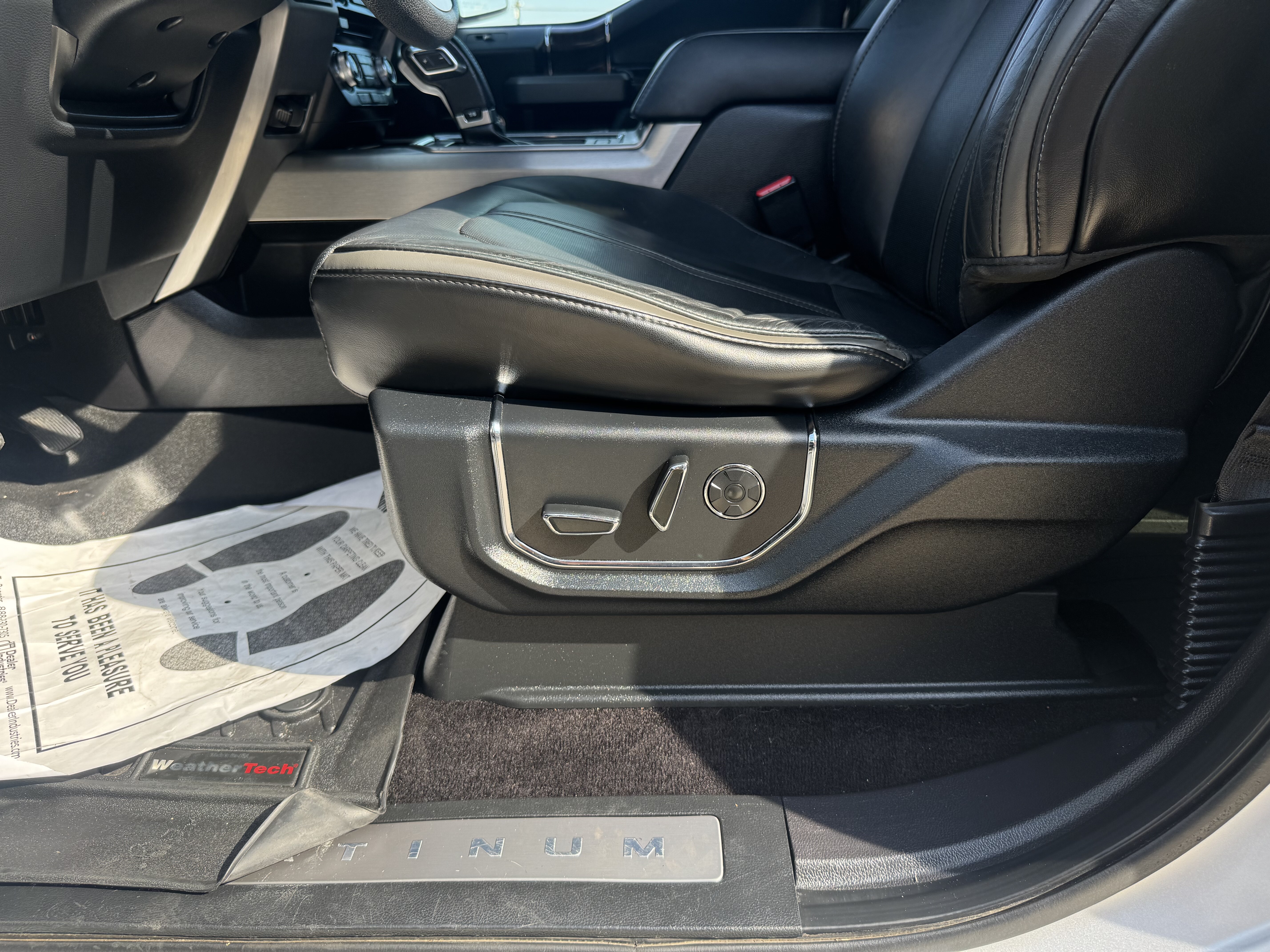 2015 Ford F150 Pickup Crew Cab Platinum 4WD - Image 14