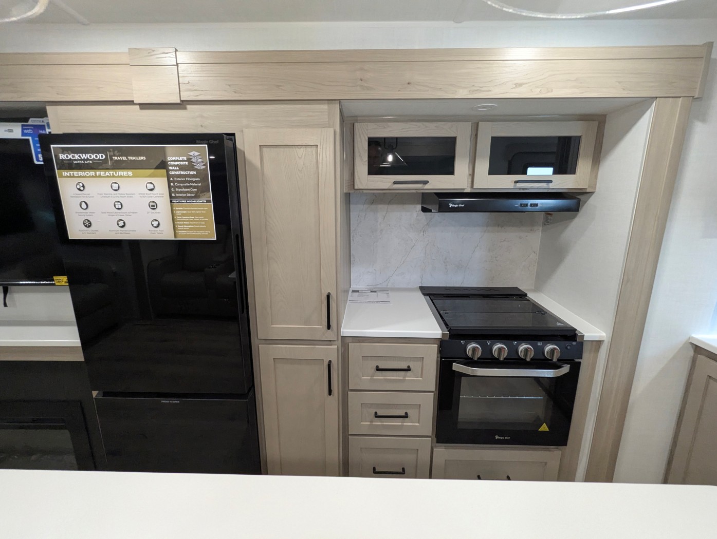 2026 Forest River Rockwood Ultra Lite 2906RL - Image 24