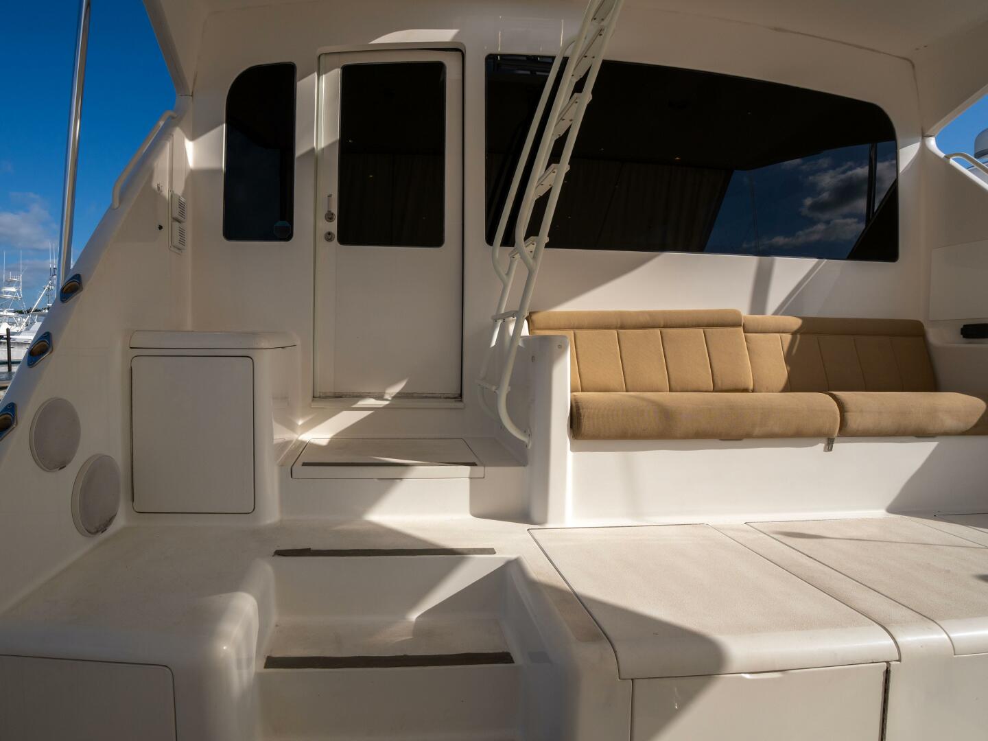 2005 Viking 74 Enclosed Bridge - Image 6