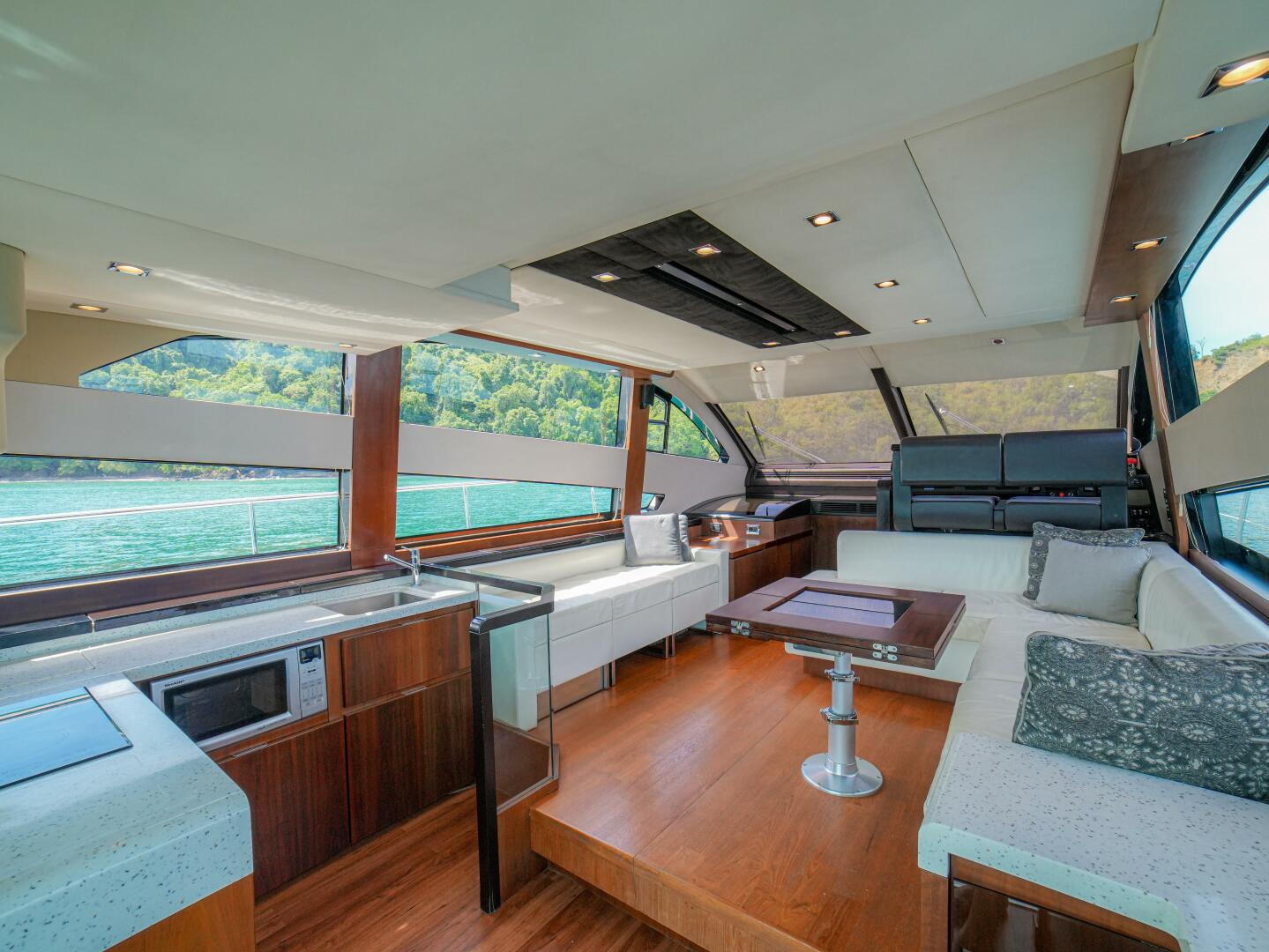 2014 Fairline 50 - Image 18