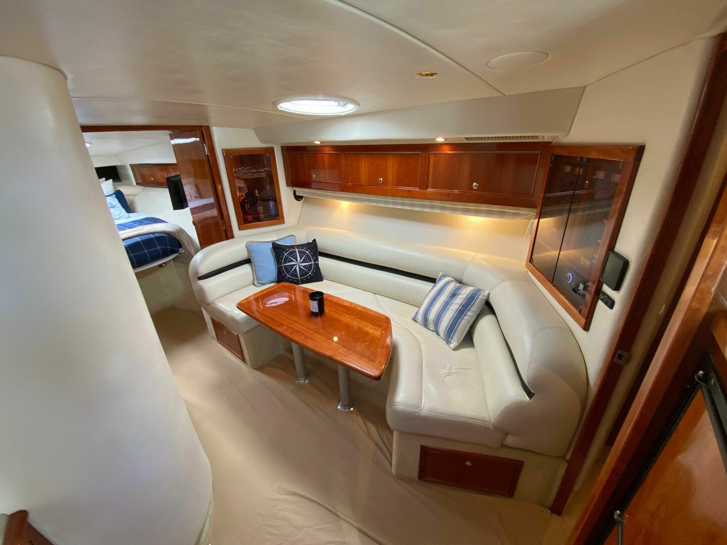 2002 Riviera 47 Excalibur - Image 3