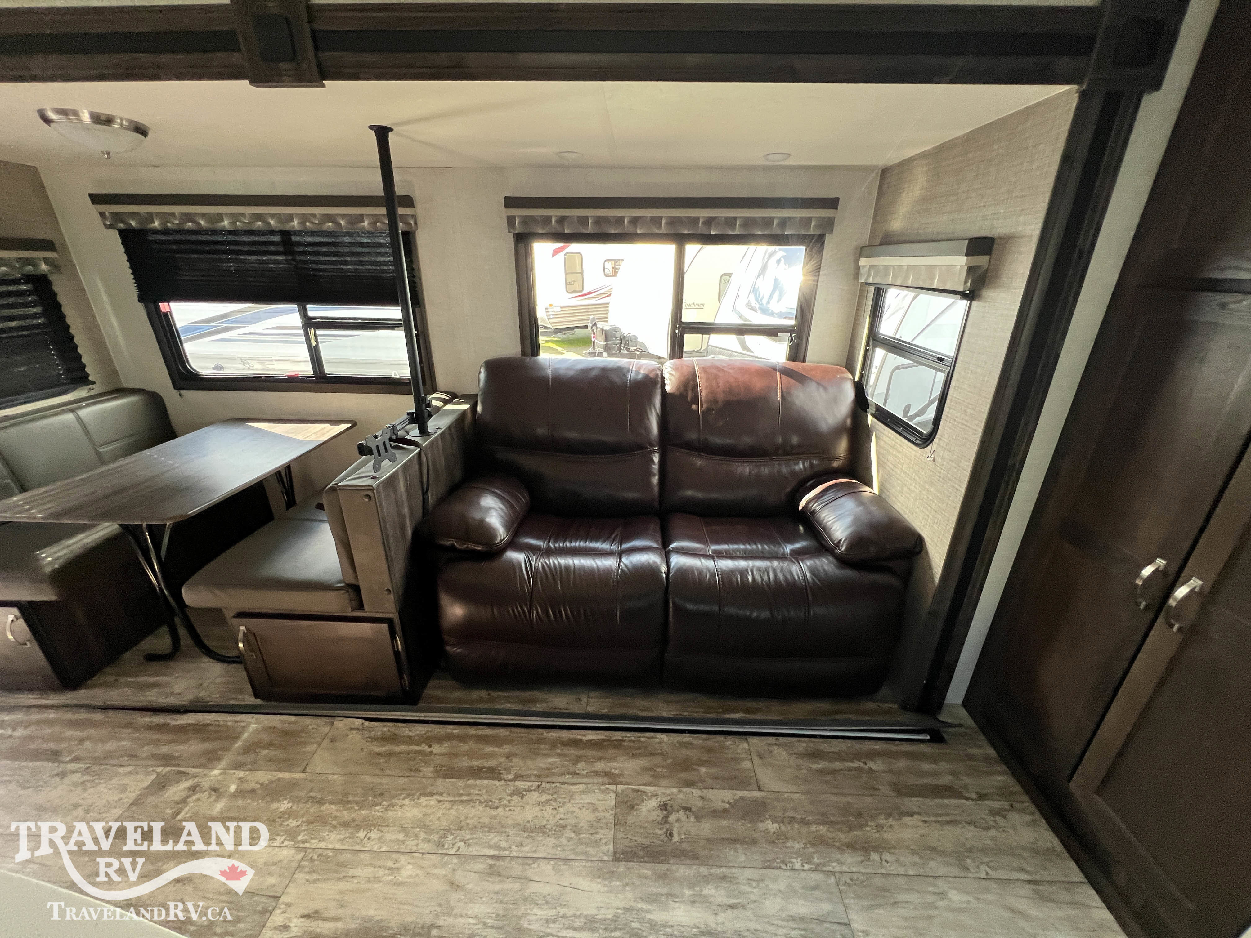 2020 Highland Ridge Open Range Light LT312BHS - Image 13