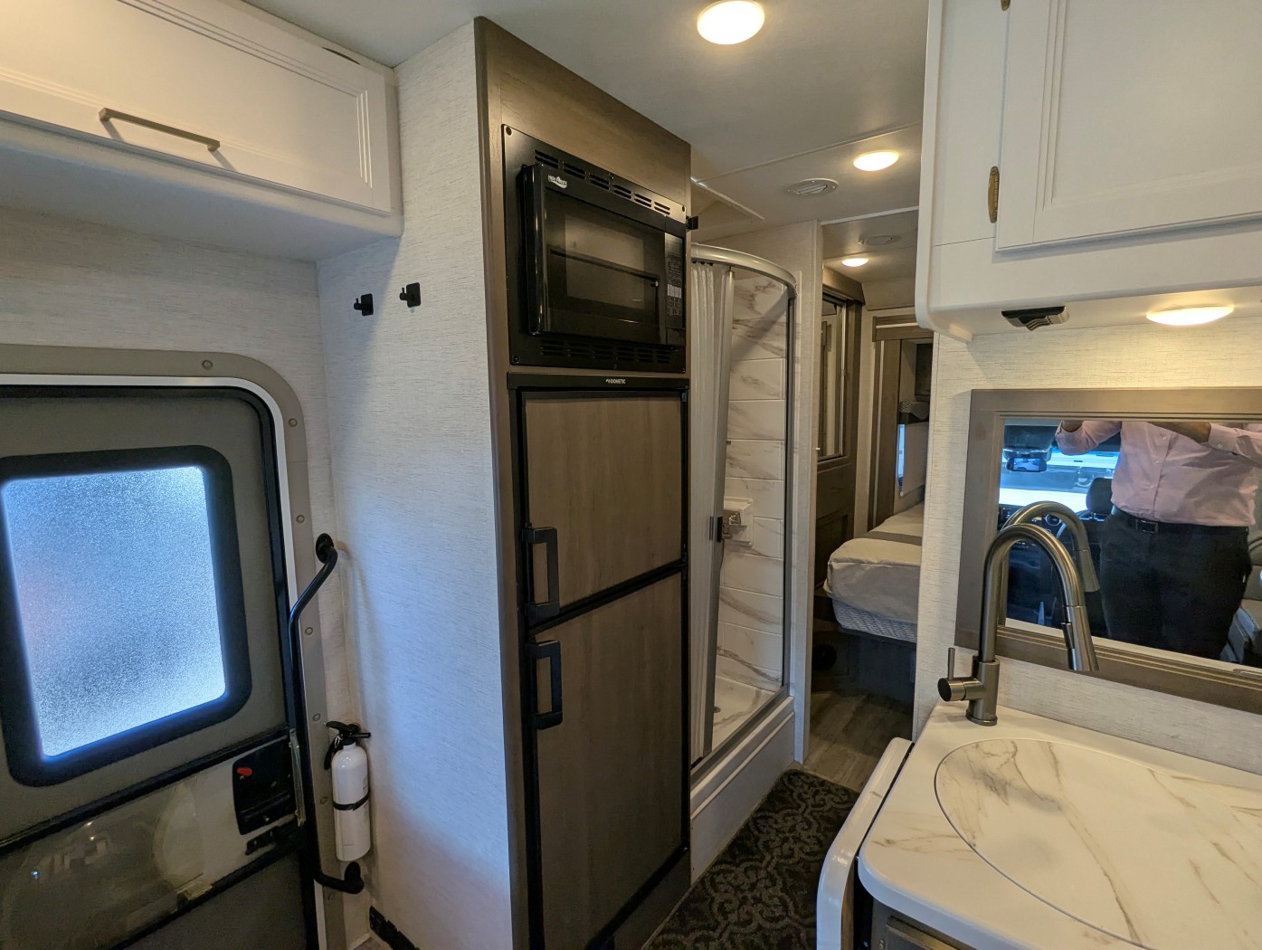 2024 Thor Motor Coach Four Winds Sprinter 24LW - Image 14
