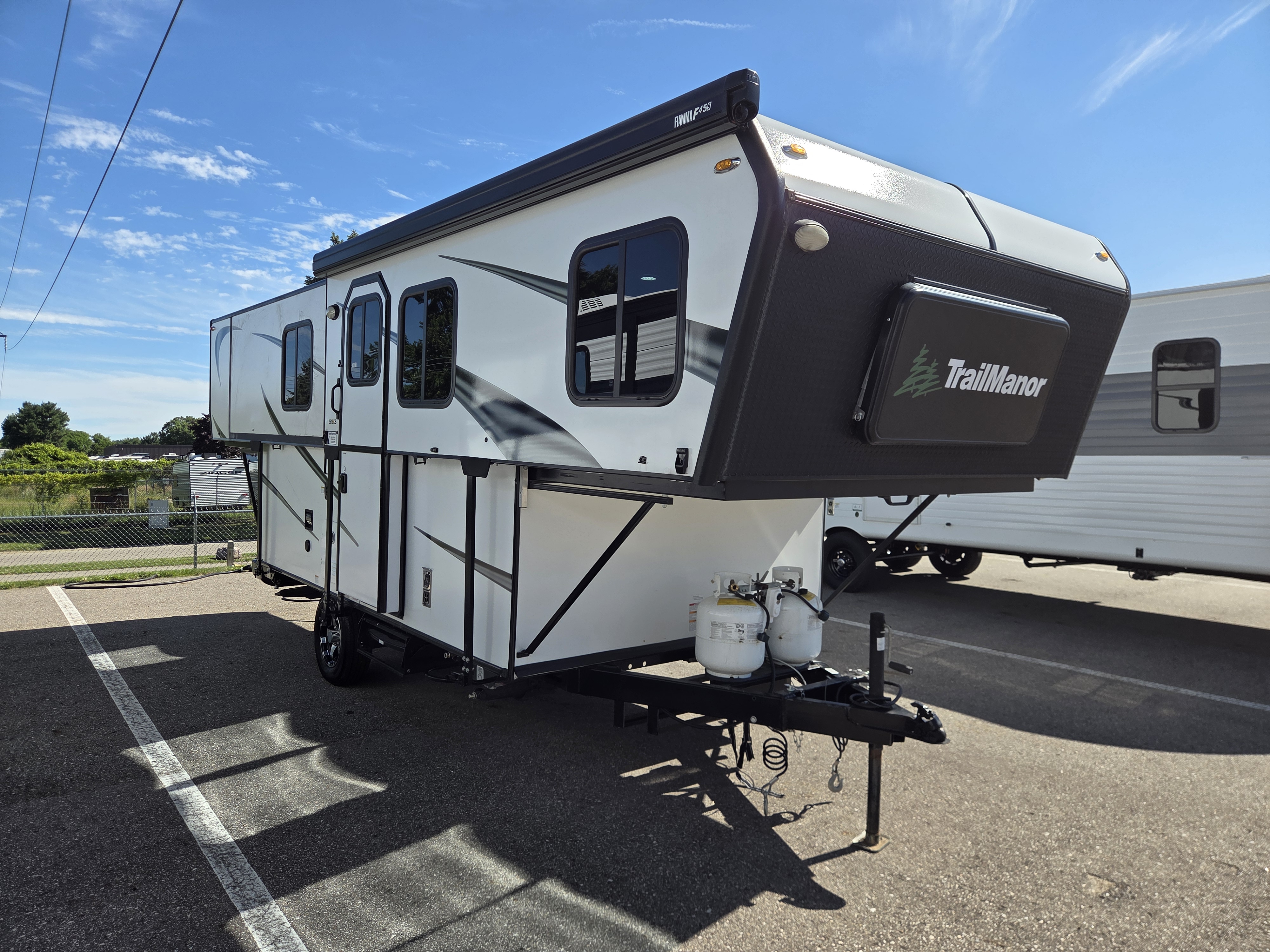 2023 TM Industries Trail Manor 2518KB - Image 1