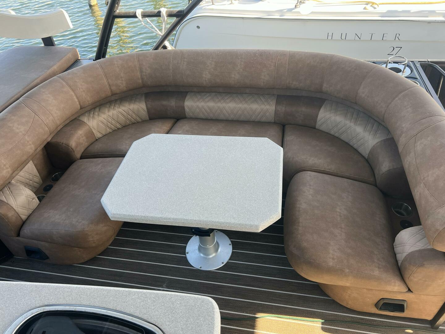 2024 Premier 330 Escalante - Image 23