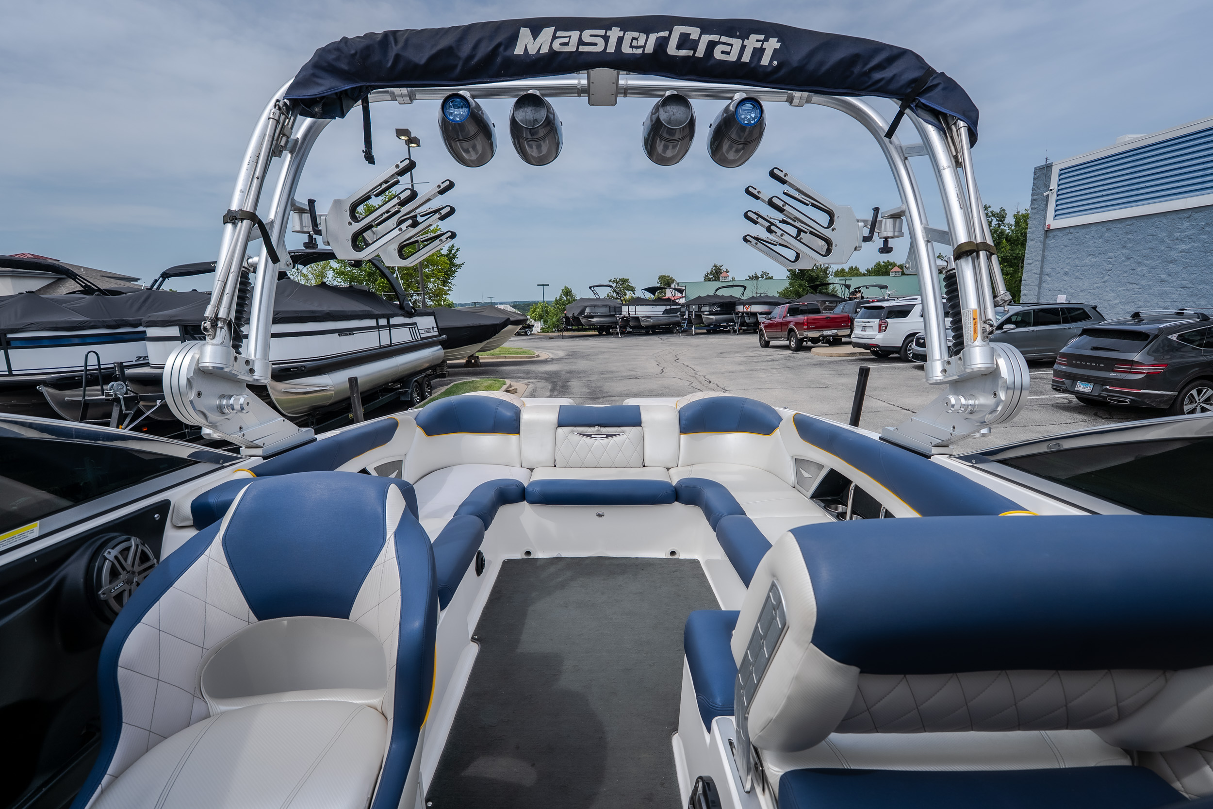 2012 MasterCraft X55 - Image 27