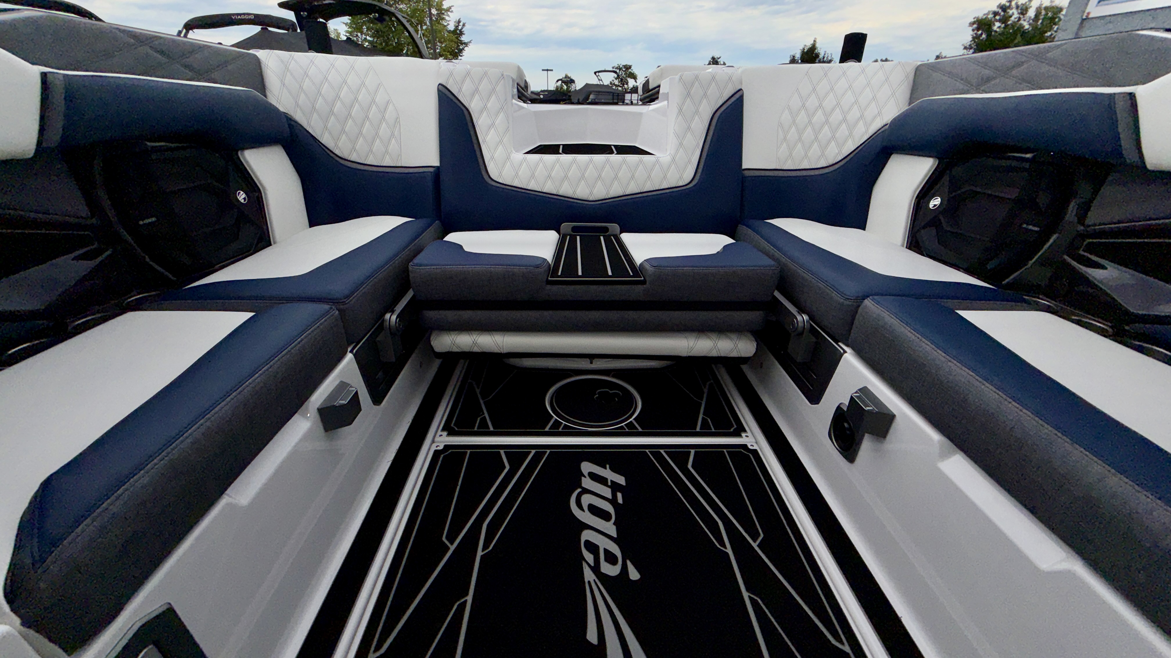 2027 Tigé  24RZX - Image 26
