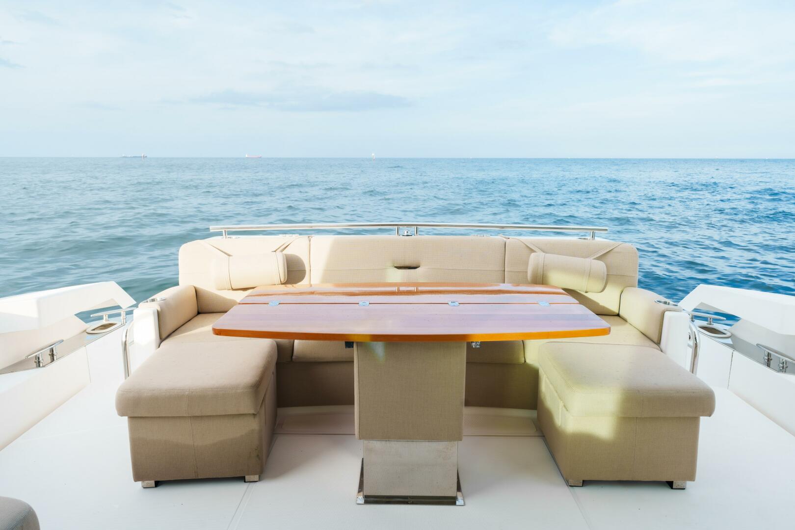 2017 Tiara Yachts C53 Coupe - Image 12