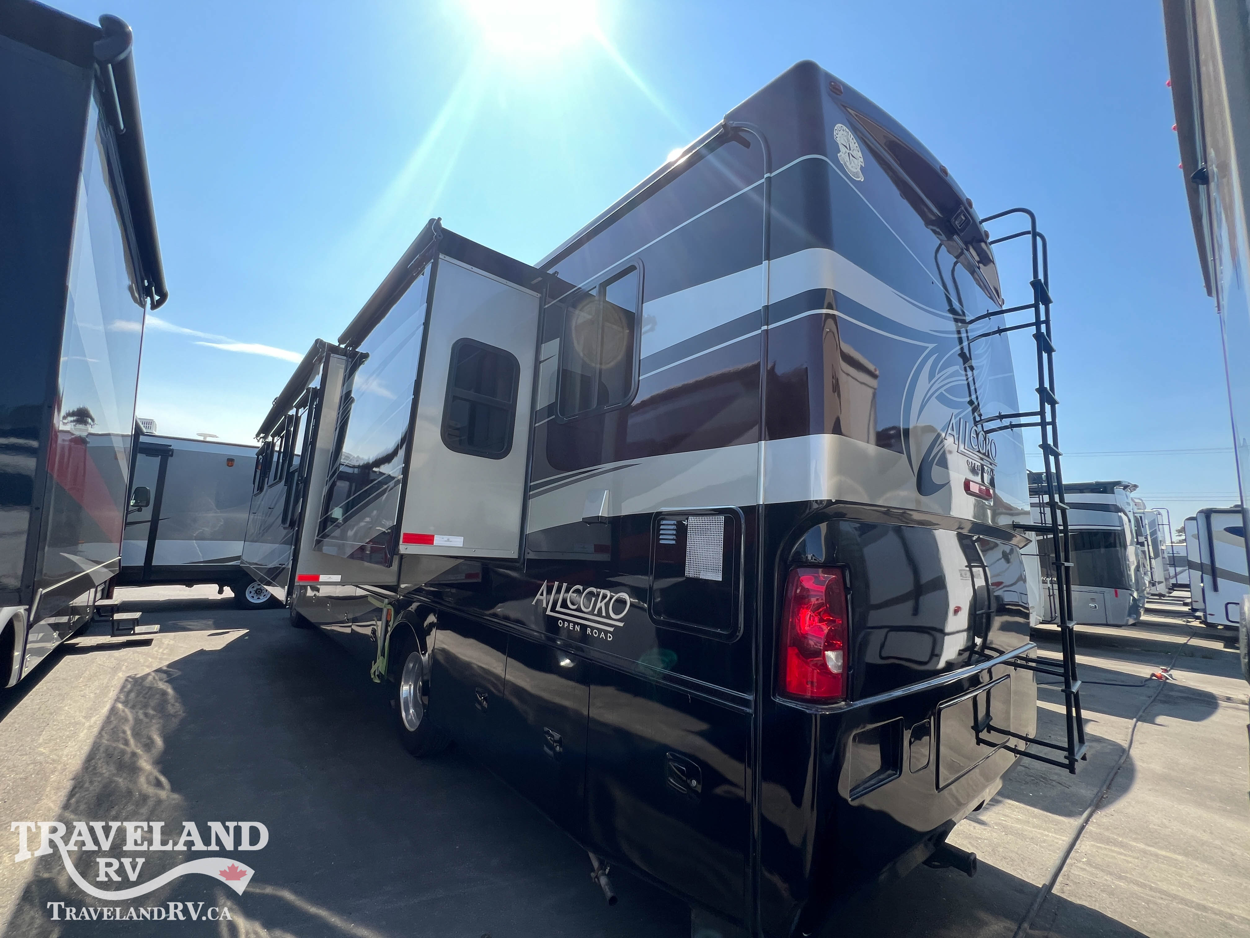 2012 Tiffin Allegro 36 LA - Image 6
