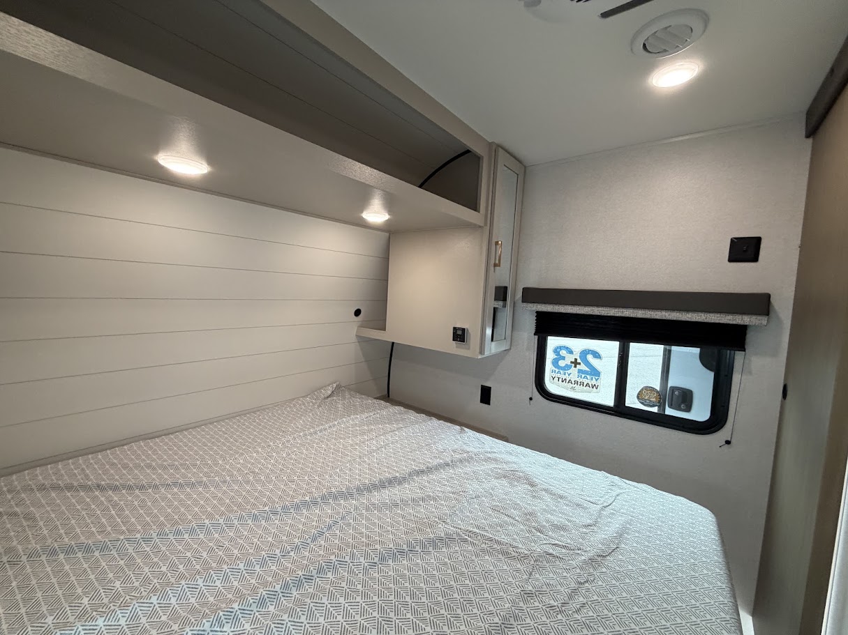 2027 Jayco Jay Flight SLX 261BHS - Image 54