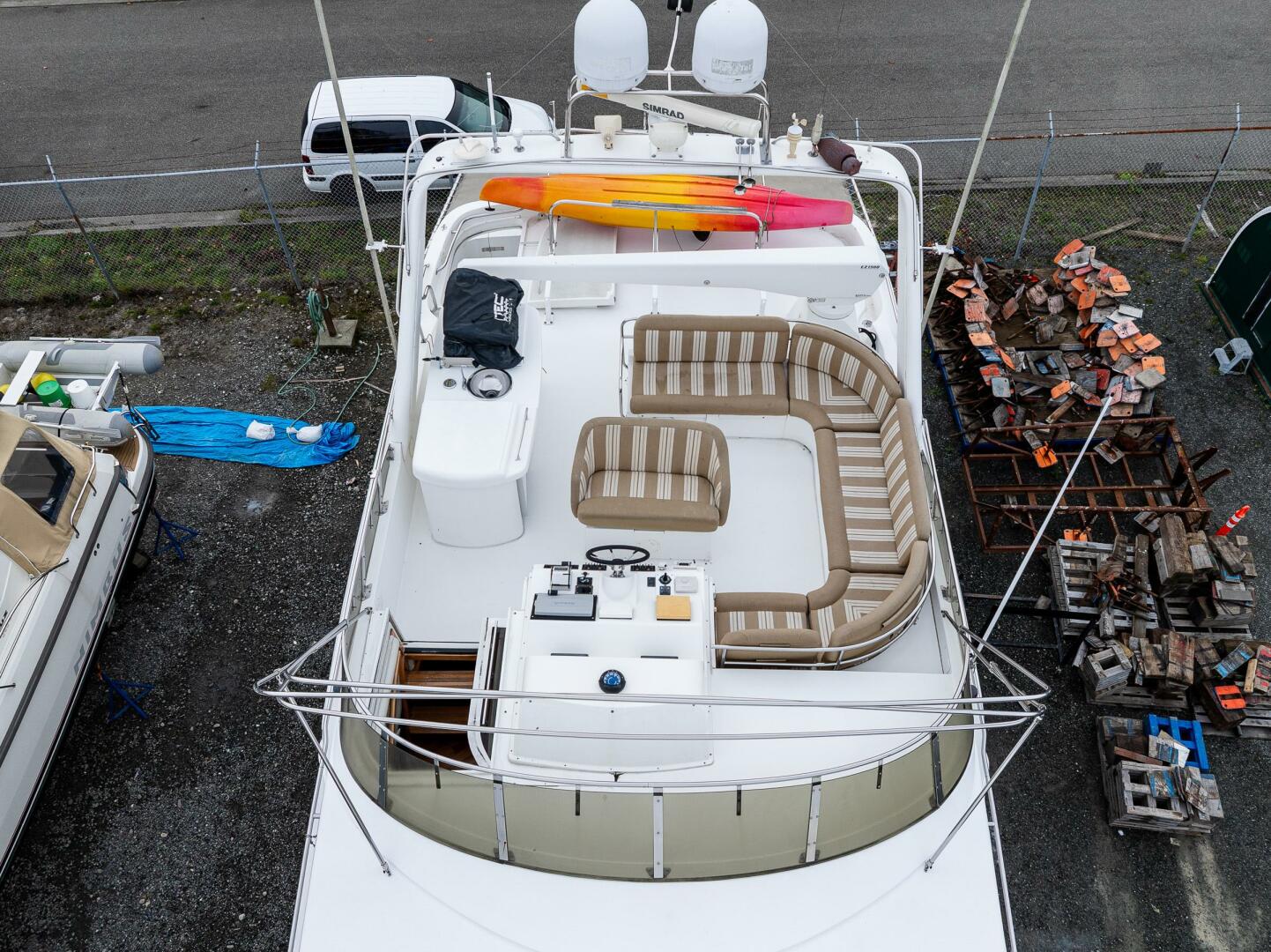 2001 Navigator 61 Pilothouse - Image 8