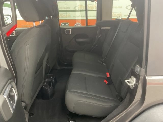 2018 Jeep Wrangler Unlimited Sport S - Image 29