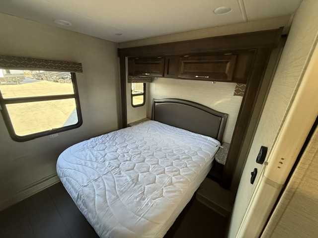 2018 Jayco Greyhawk 29MV - Image 14