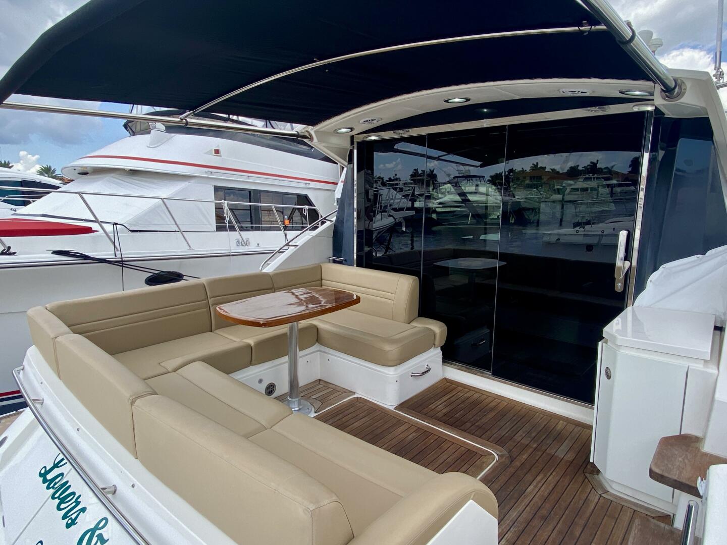 2015 Sea Ray 510 Sundancer - Image 9