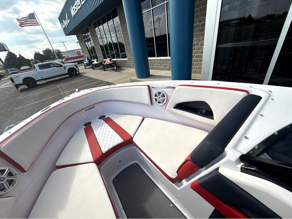 2016 Glastron GTS225 - Image 24