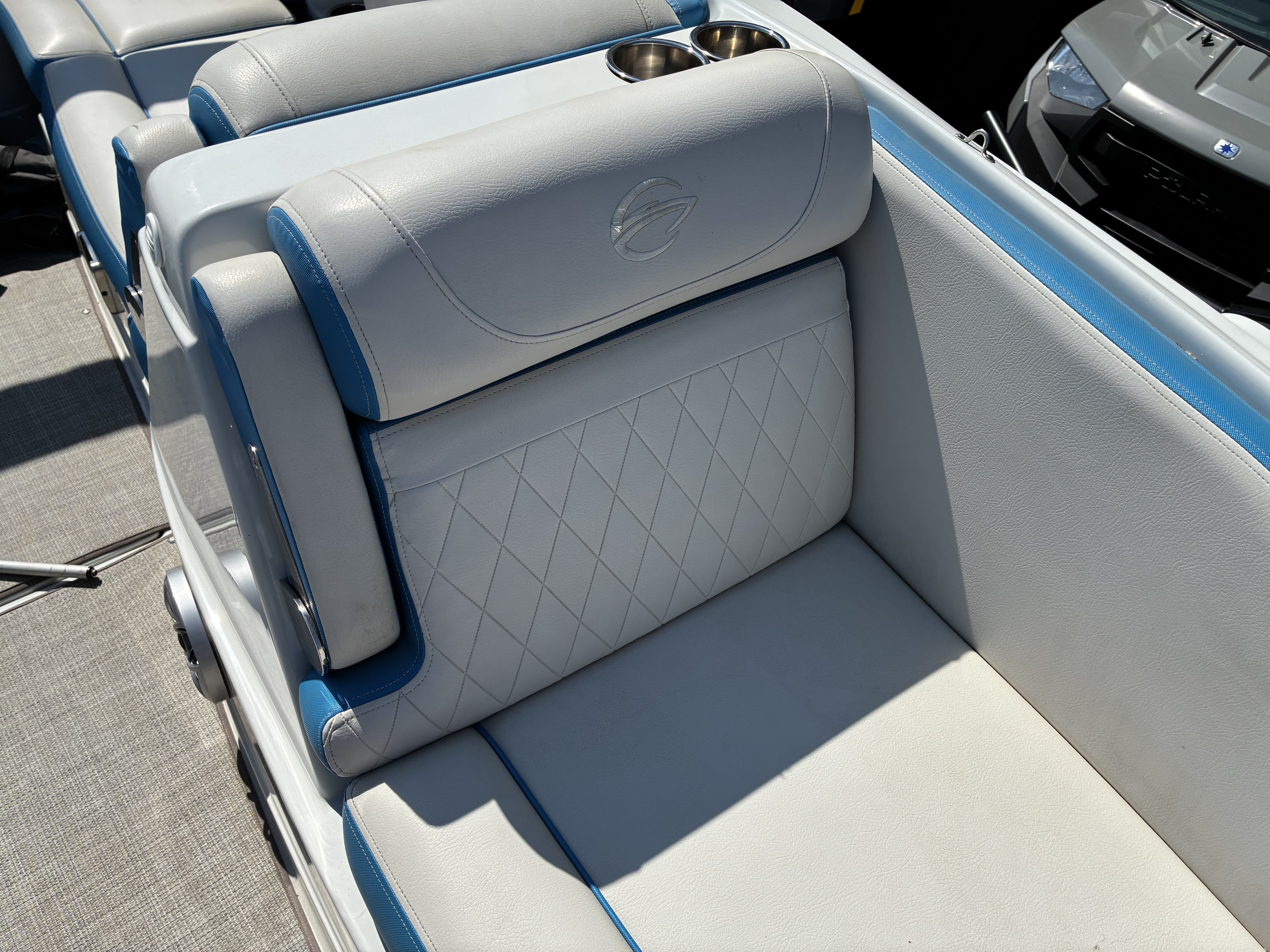 2021 Crownline E 205 XS - Image 25