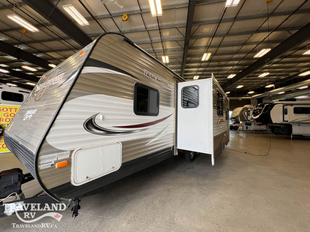 2015 Heartland Trail Runner TR 25 RL - Image 5