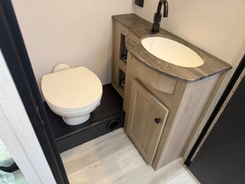 2026 Forest River Sunseeker LE 2850SLEF - Image 8