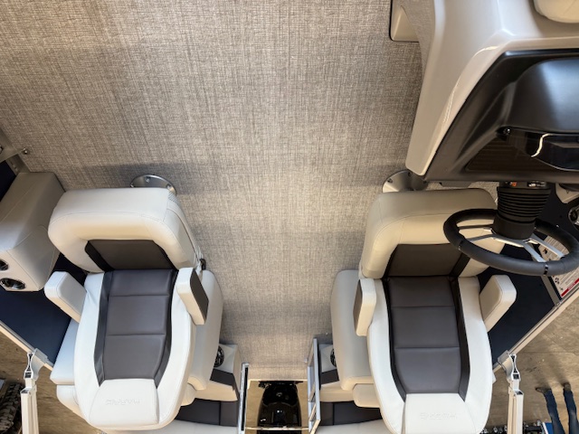2025 HARRIS CRUISER 230 CWDH - Image 12