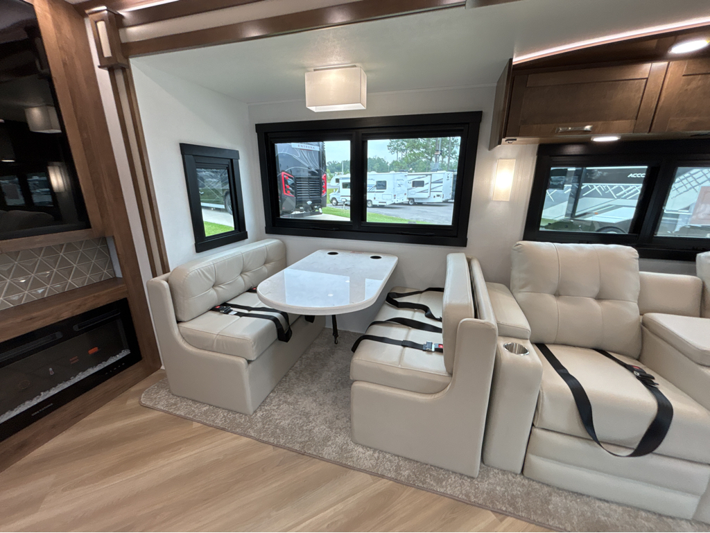2026 ENTEGRA COACH ACCOLADE 37M - Image 9