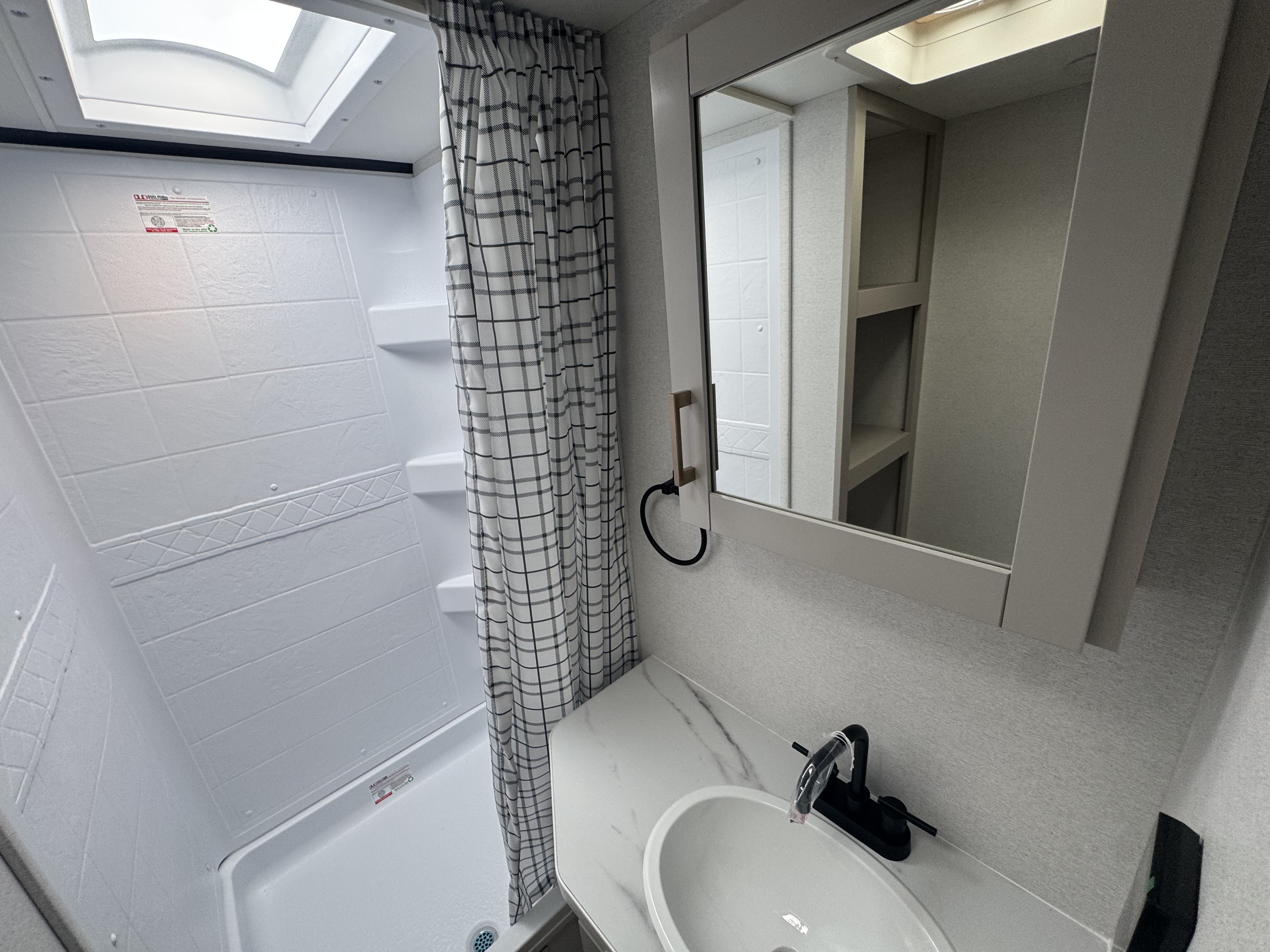 2027 JAYCO JAY FEATHER 25RLSL - Image 20