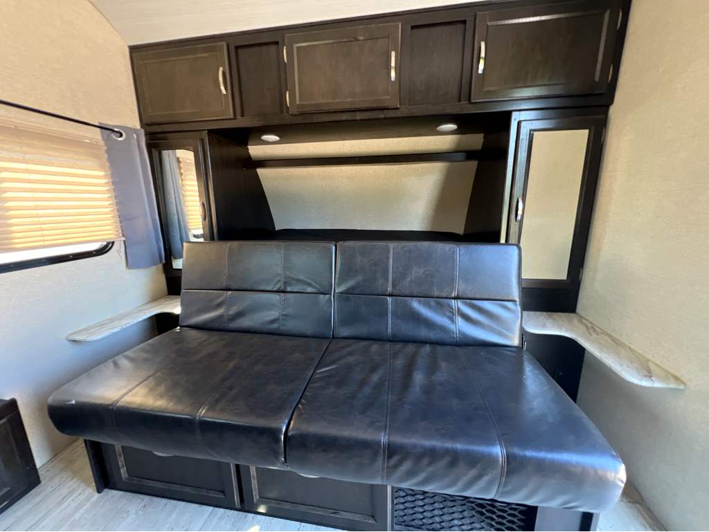 2019 COACHMEN SPIRIT 2245BH - Image 20