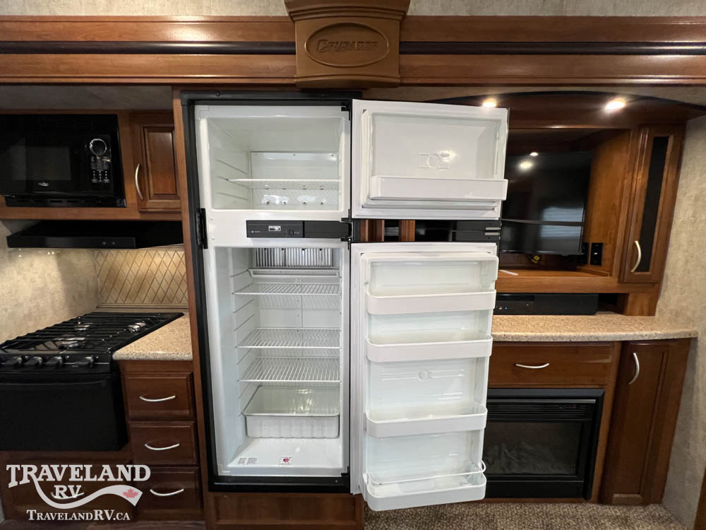 2015 Prime Time Crusader 295RST - Image 28