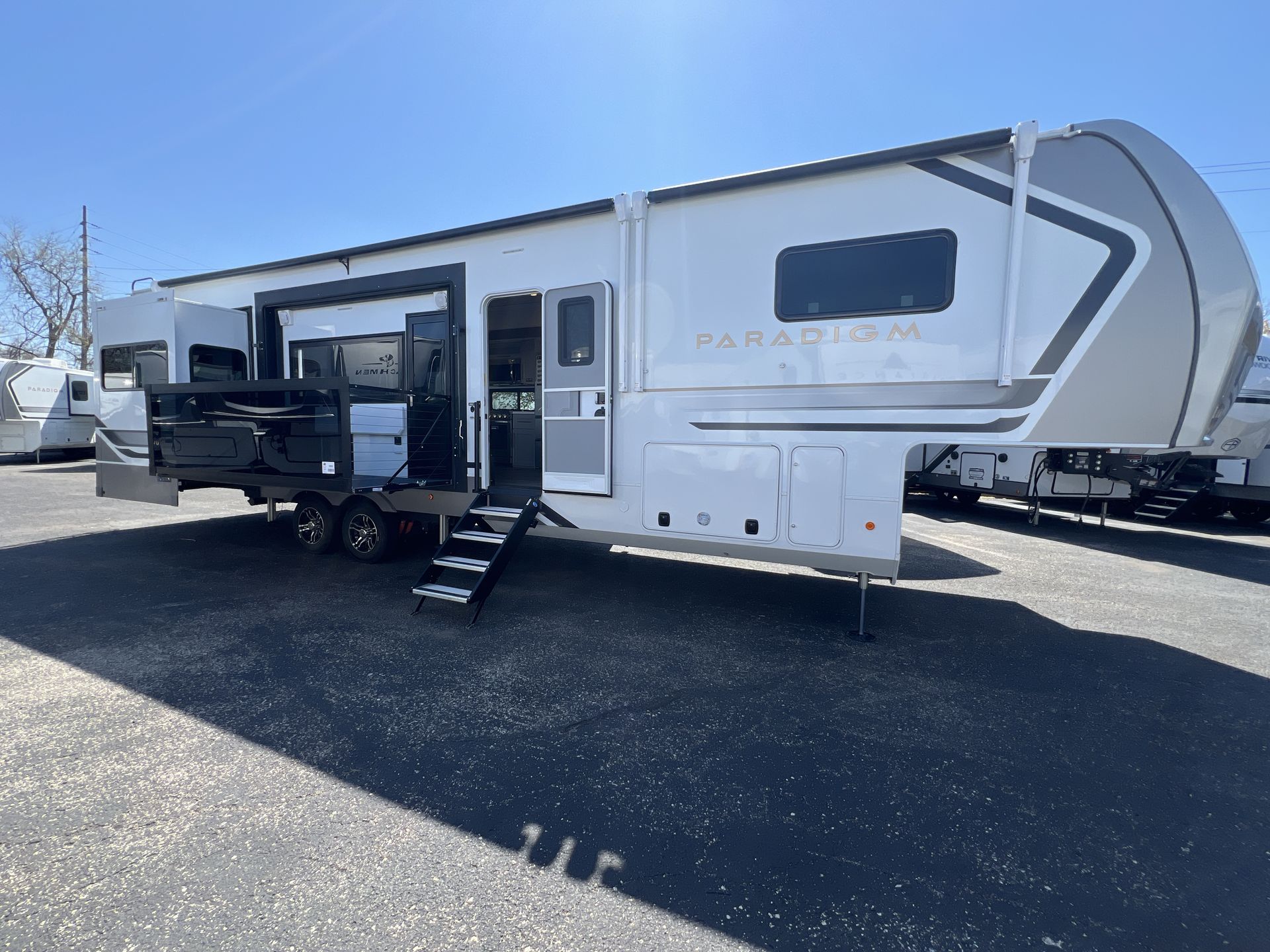 2026 Alliance Rv Paradigm