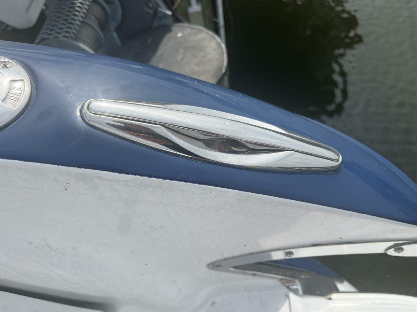 2002 Cobalt 282 - Image 18