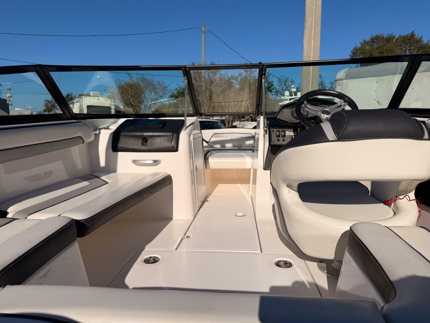 2020 Jeanneau NC 1095 Coupe - Image 48