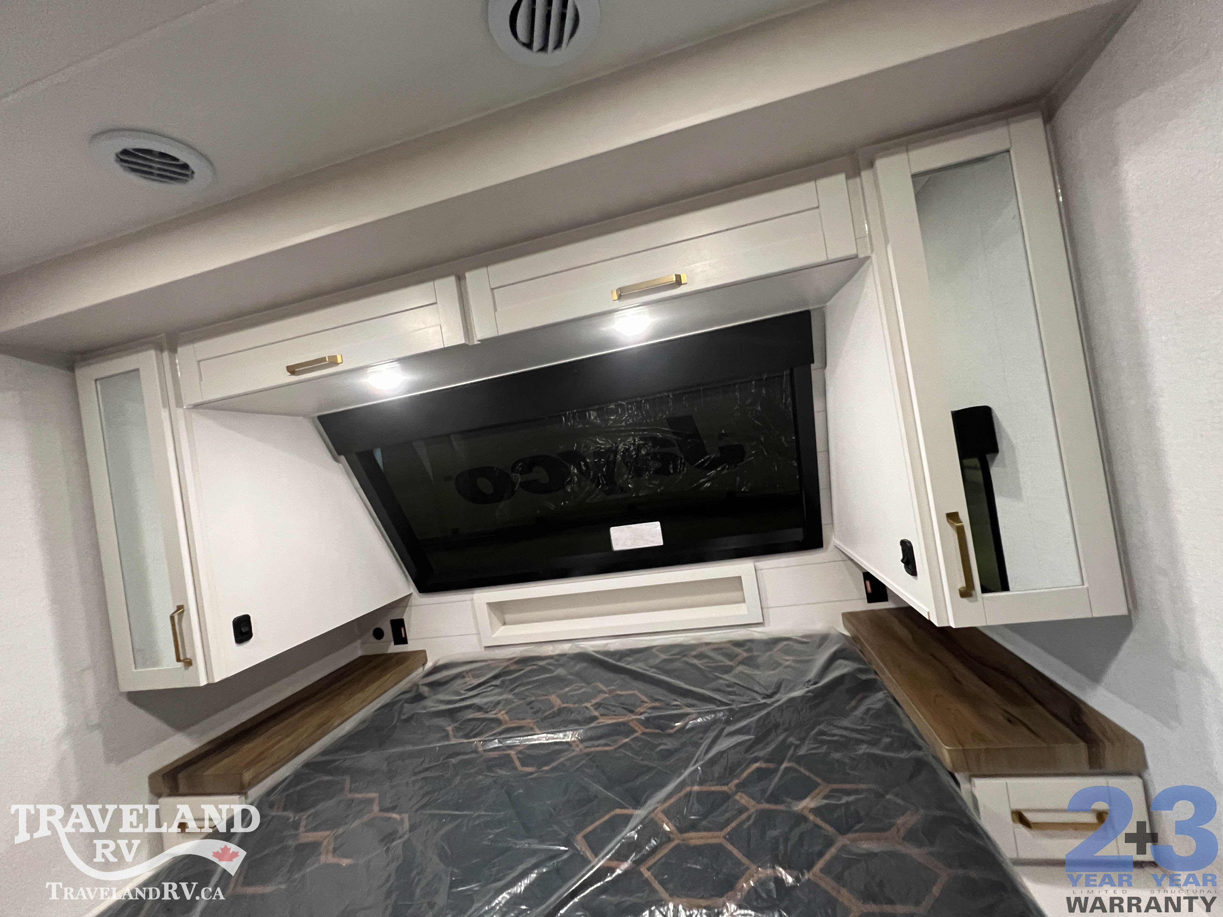 2027 Jayco Eagle 312BHOK - Image 37