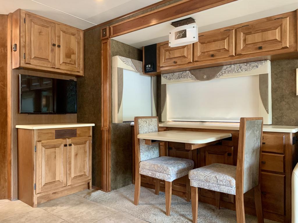 2014 ALLEGRO 36QSA - Image 31