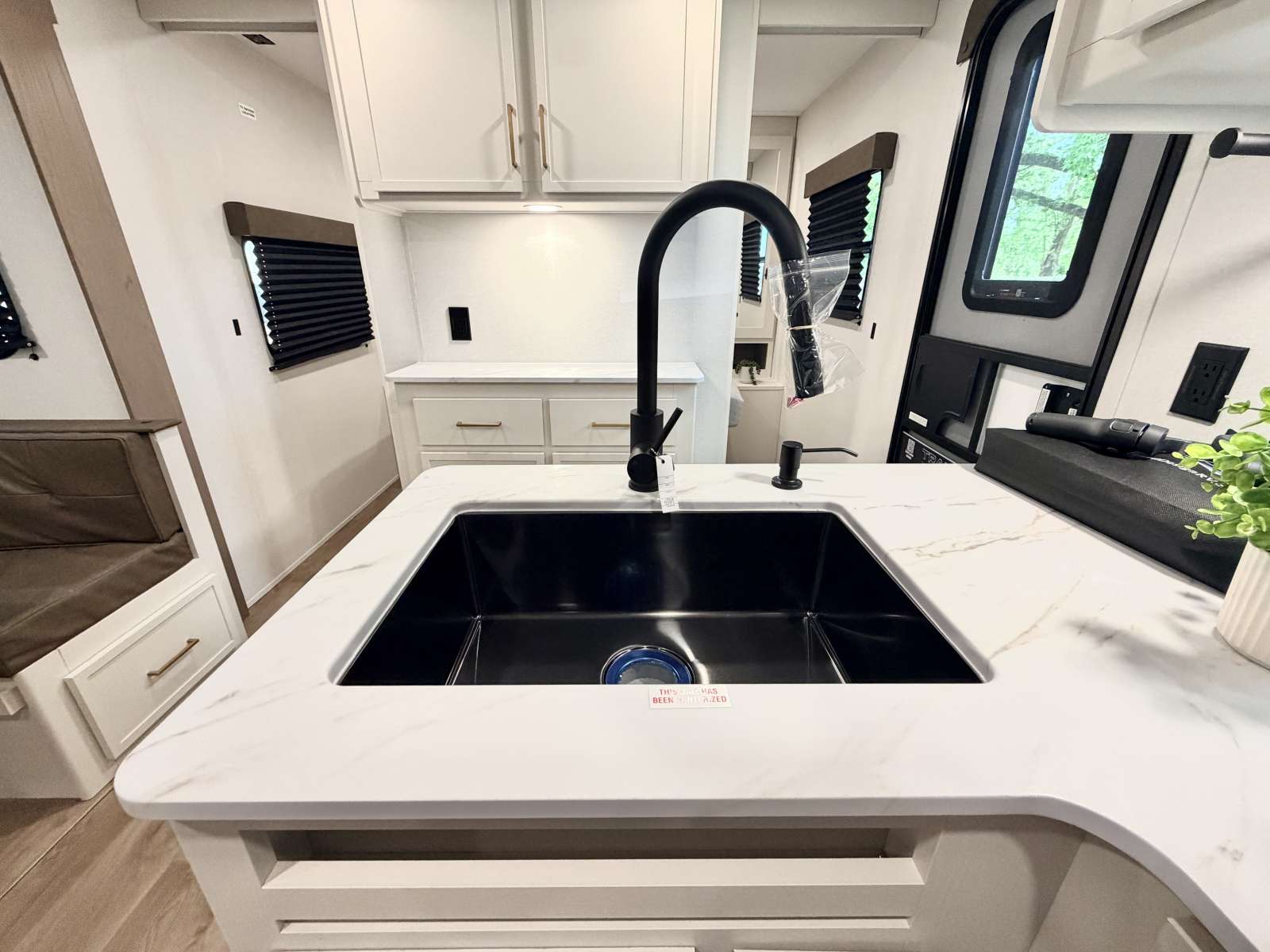 2026 Grand Design Transcend XPLOR 27DBX - Image 12