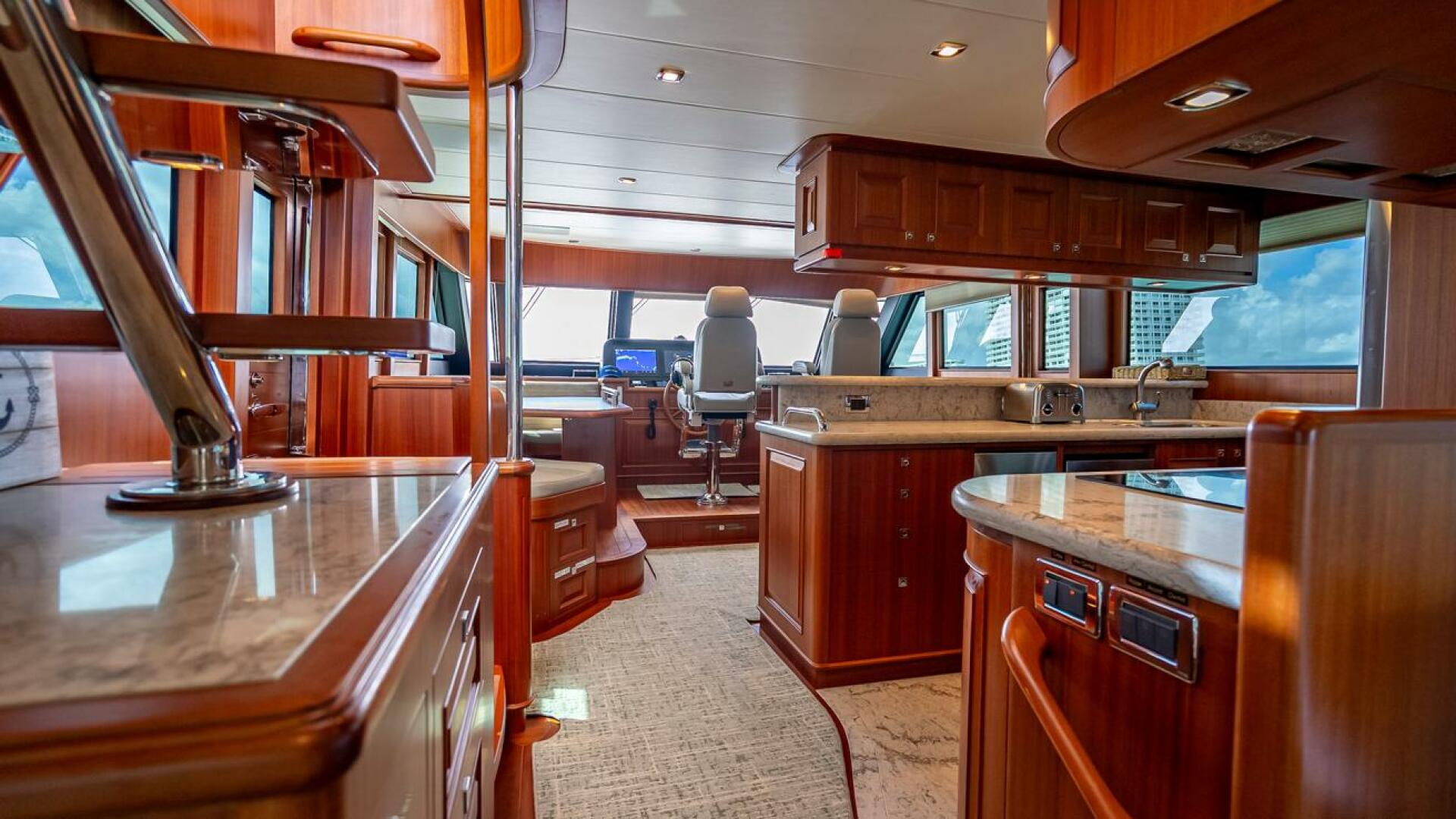 2022 Hampton 658l Endurance - Image 11