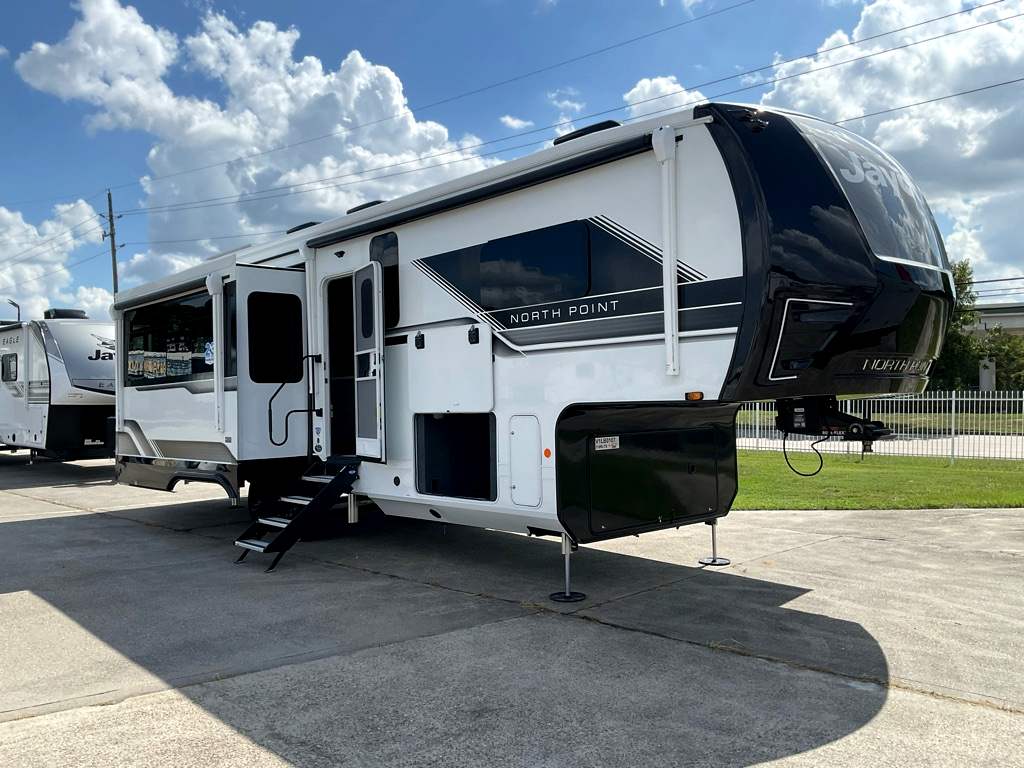 2027 JAYCO NORTH POINT 310RLTS - Image 5